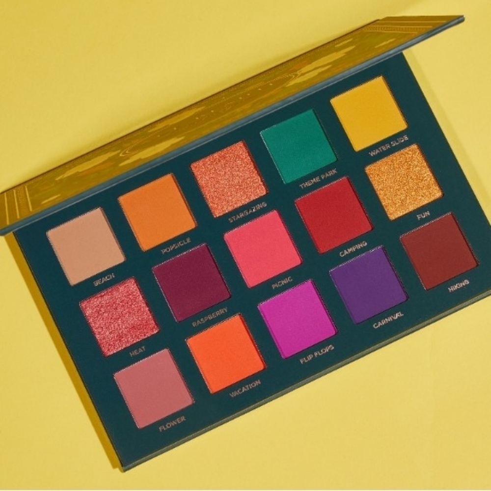 Ace Beaute Nostalgia Palette